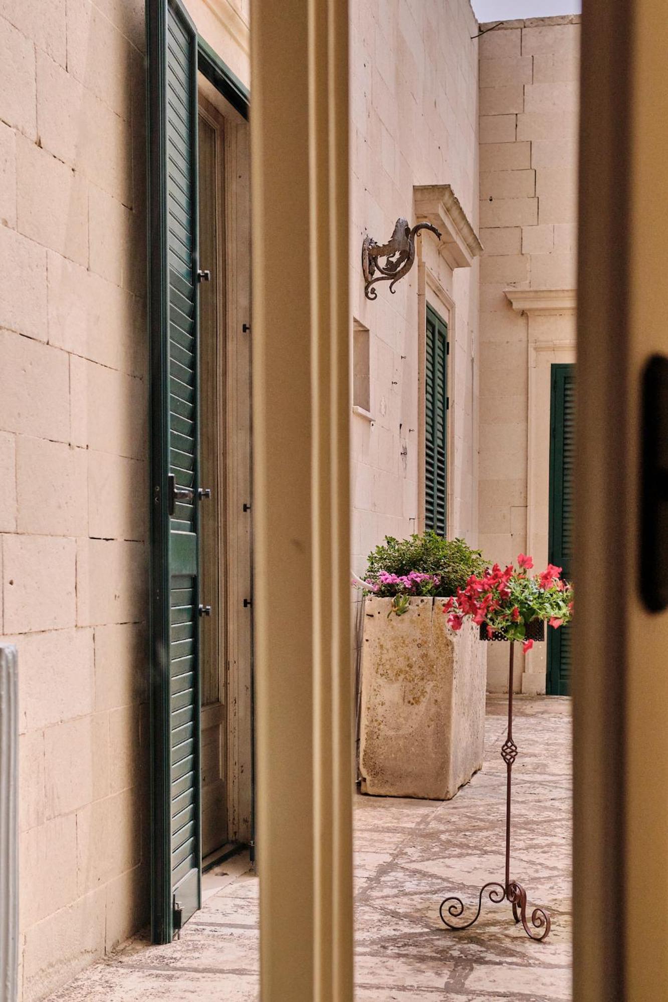 Palazzo Scarciglia Otel Minervino di Lecce Dış mekan fotoğraf
