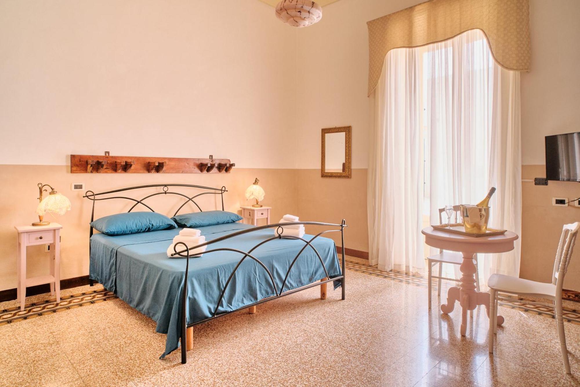 Palazzo Scarciglia Otel Minervino di Lecce Dış mekan fotoğraf